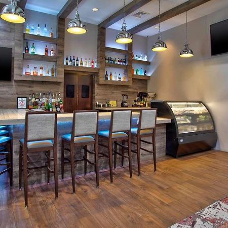 Hampton Inn And Suites Newark Airport Elizabeth Dalaman gambar