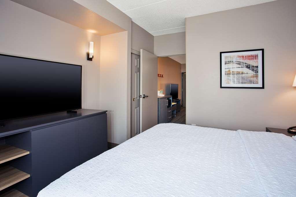 Hampton Inn And Suites Newark Airport Elizabeth Bilik gambar
