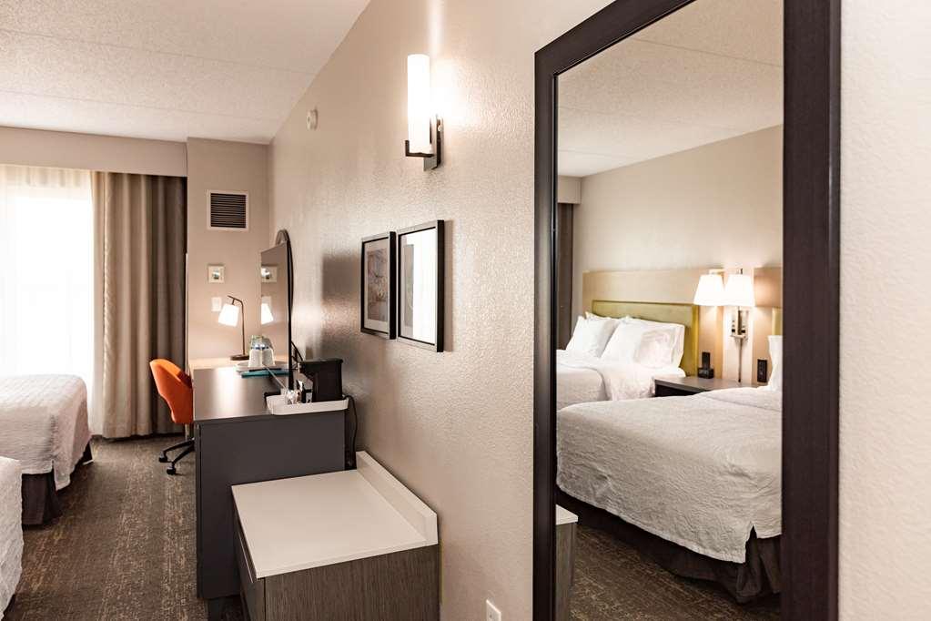Hampton Inn And Suites Newark Airport Elizabeth Bilik gambar